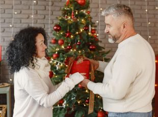 10 Perfect Presents For Lorry Drivers This Christmas